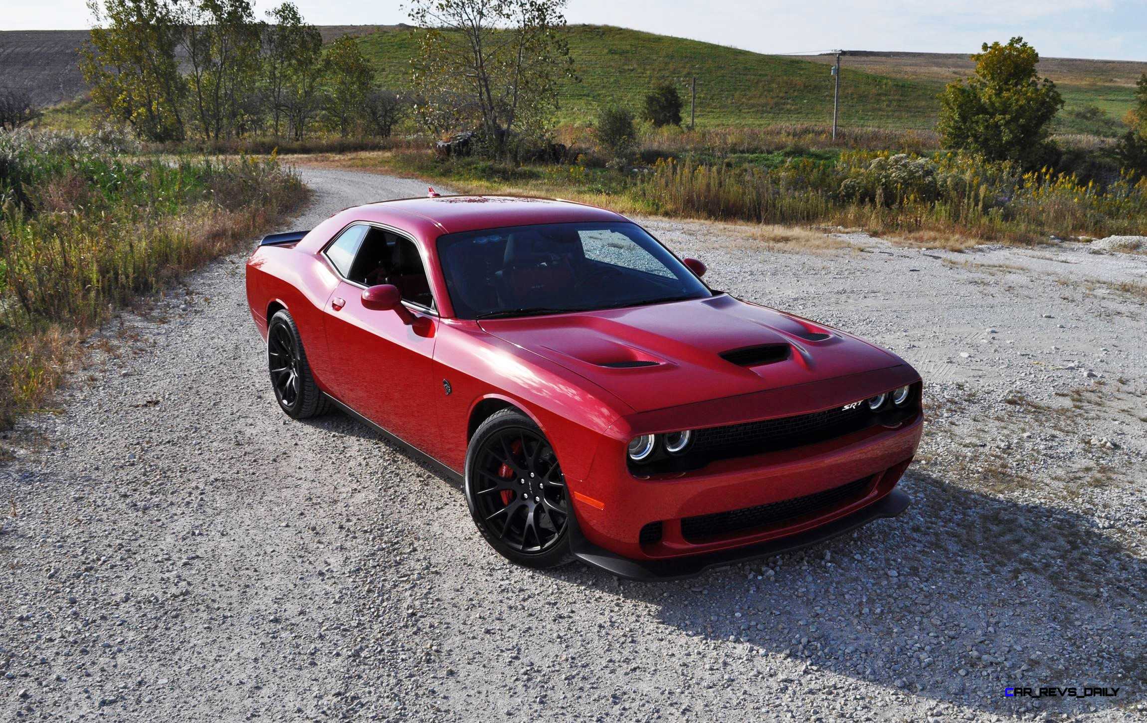 Dodge Challenger srt 2016