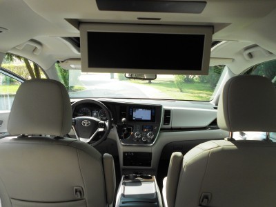 2015 Toyota Sienna XLE Premium AWD Review 10