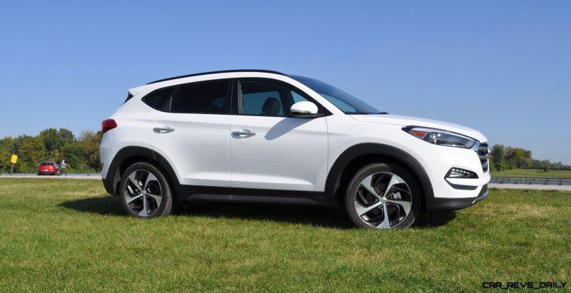 2016 Hyundai TUCSON Limited 1