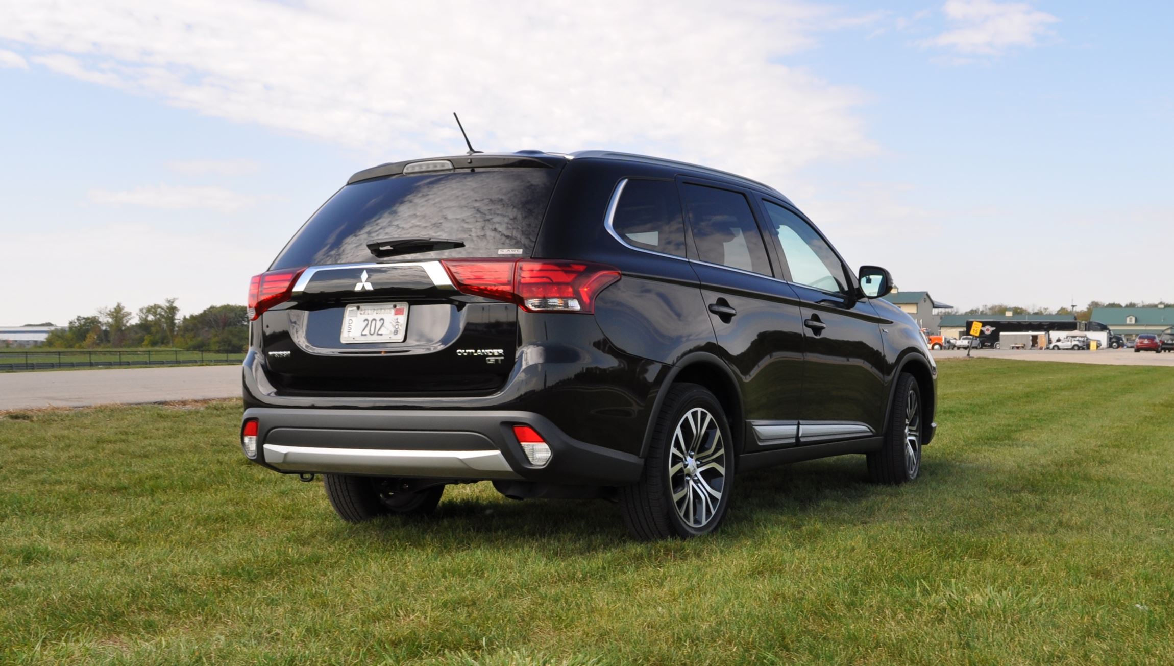 2016 Mitsubishi Outlander 3.0 GT SAWC Review