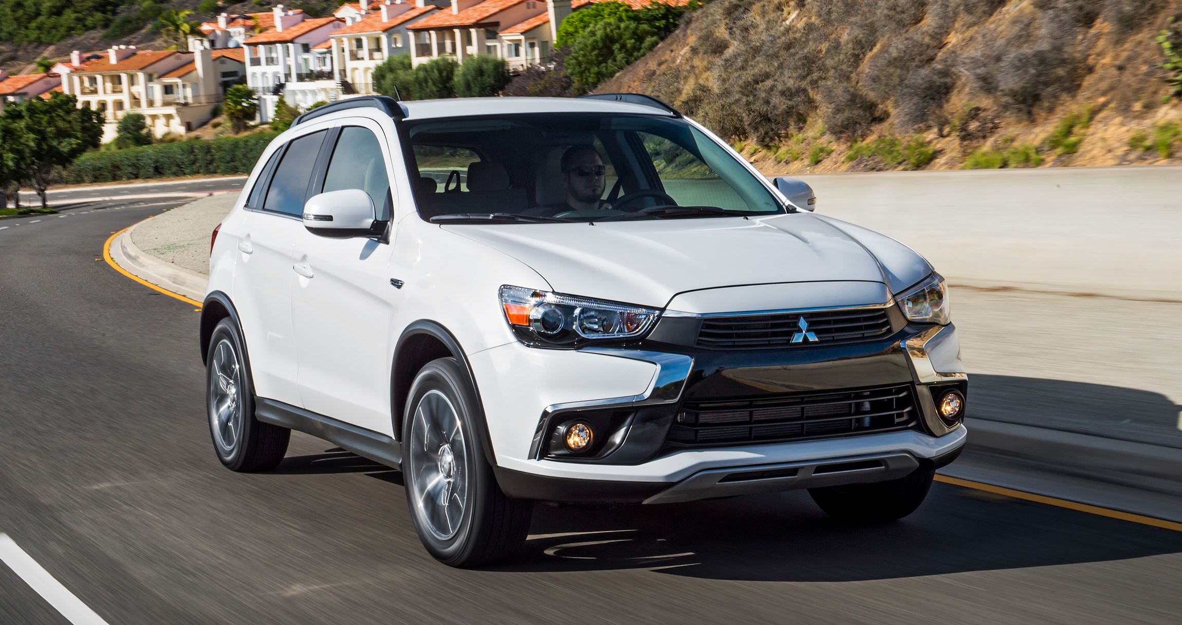 2016 Mitsubishi Outlander SPORT - Official Debut Shows New Nose, Cabin ...