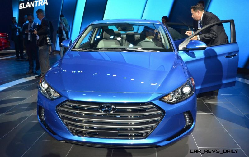 2017 Hyundai ELANTRA Sedan 5
