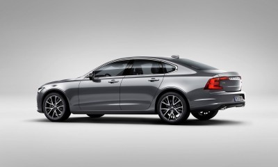 171039_Rear_Quarter_Volvo_S90_Osmium_Grey