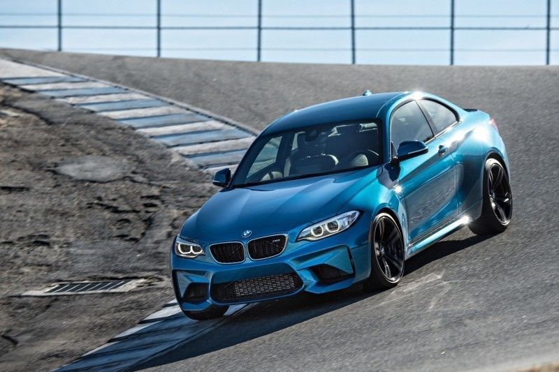 2016 BMW M2 Laguna Seca 17