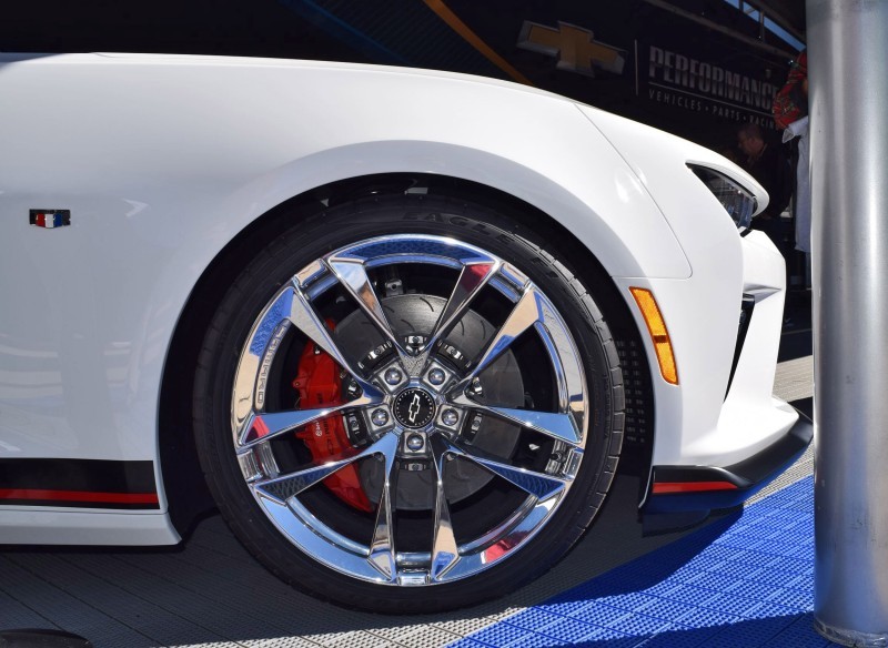 2016 Camaro SS with Chevrolet Performance Parts 18
