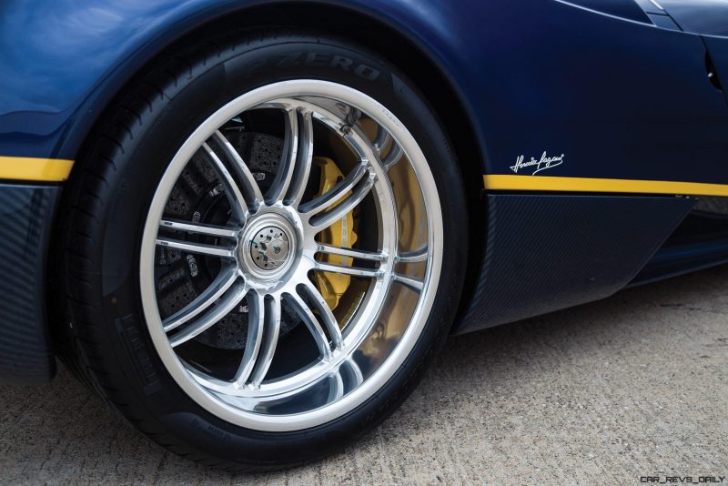 2014 Pagani Huayra  10