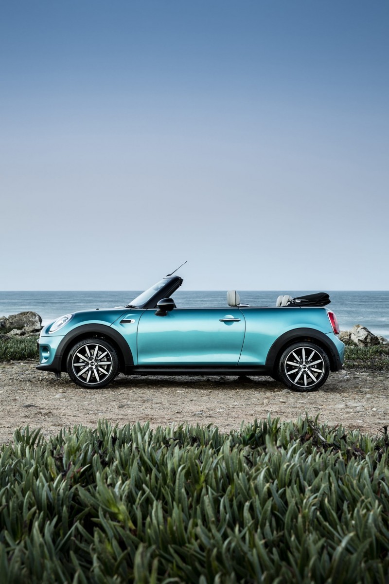 2017 MINI Cooper Convertible 5