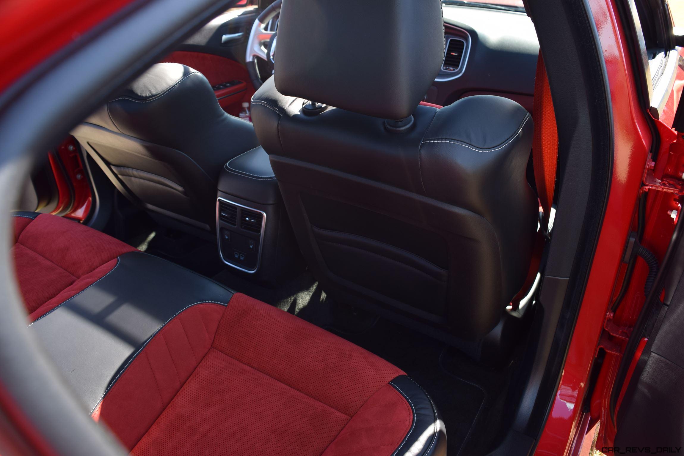 2016 Dodge Charger Srt392 Interior 8