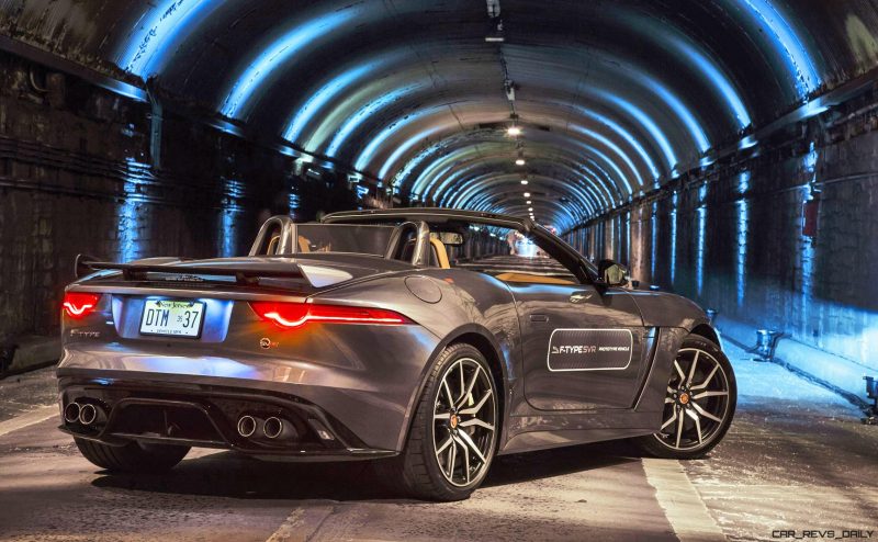 2017 Jaguar F-TYPE SVR 1