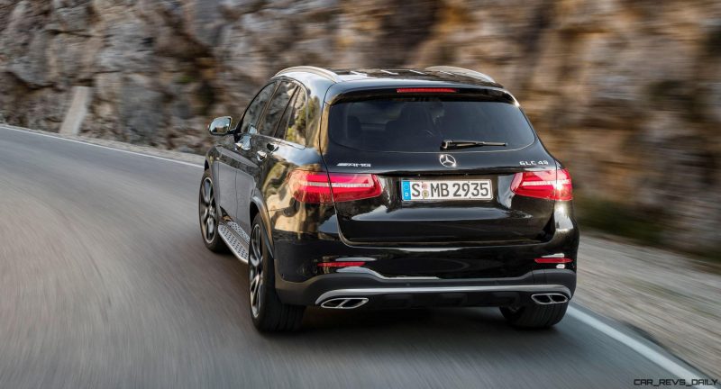 2017 Mercedes-AMG GLC43 11