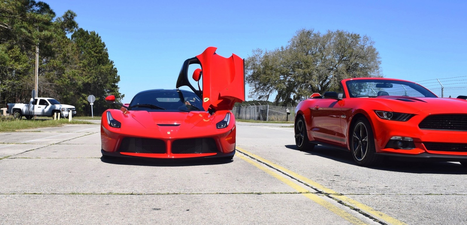 Speed Fleet! 2016 Ford Mustang GT Cali Special + LaFERRARI 3