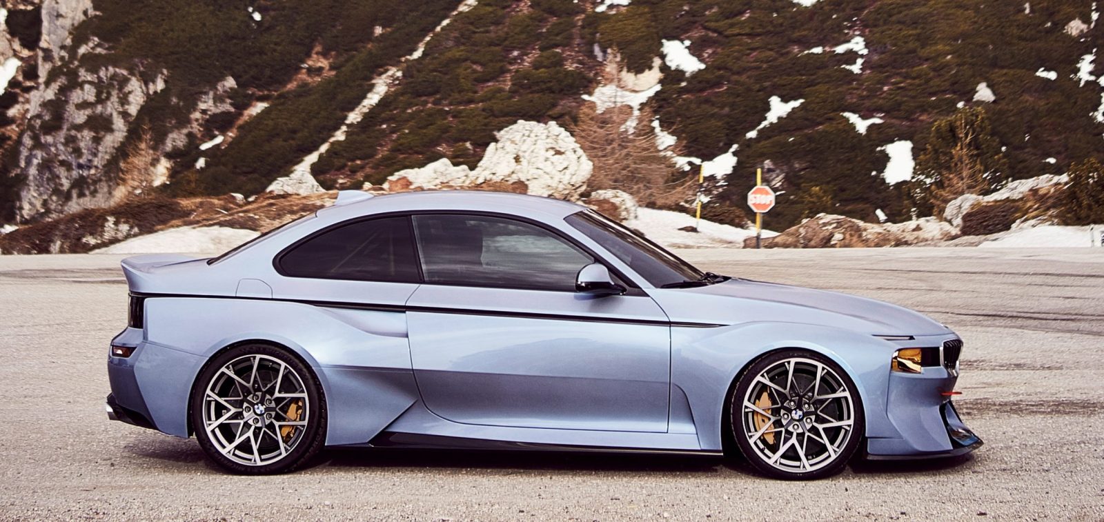 BMW 2002 Hommage 10