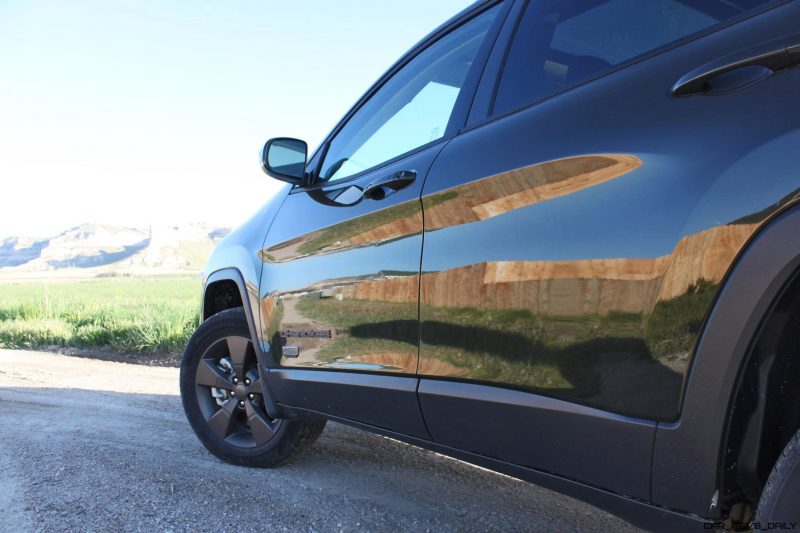 2016 Jeep Cherokee Exterior 4x45 75th Anniversary Edition 3