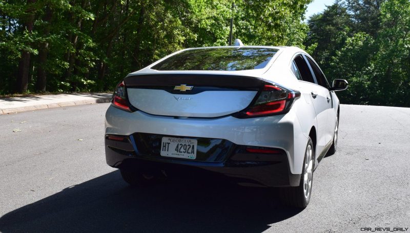 2017 Chevrolet VOLT Premier 34