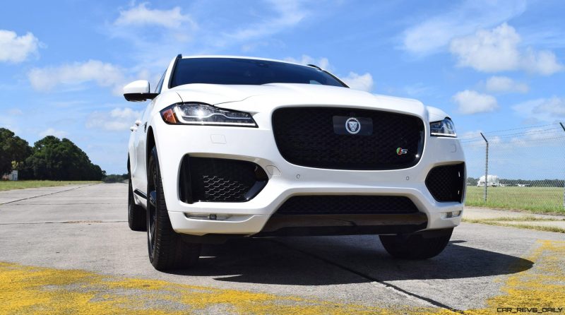 2017 Jaguar F-Pace S - White Exterior  122