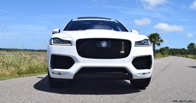 2017 Jaguar F-Pace S - White Exterior  30