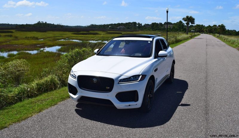2017 Jaguar F-Pace S - White Exterior  65