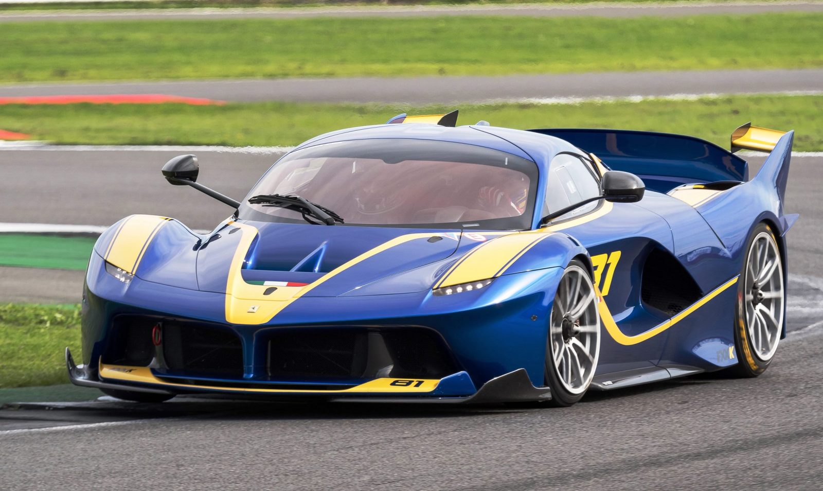 ferrari-passione-silverstone-photo-max-earey64