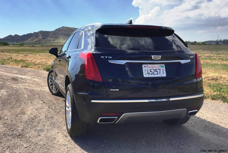2016-cadillac-xt5-platinum-1