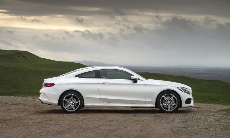 2017 Mercedes-Benz C-Class Coupe 54