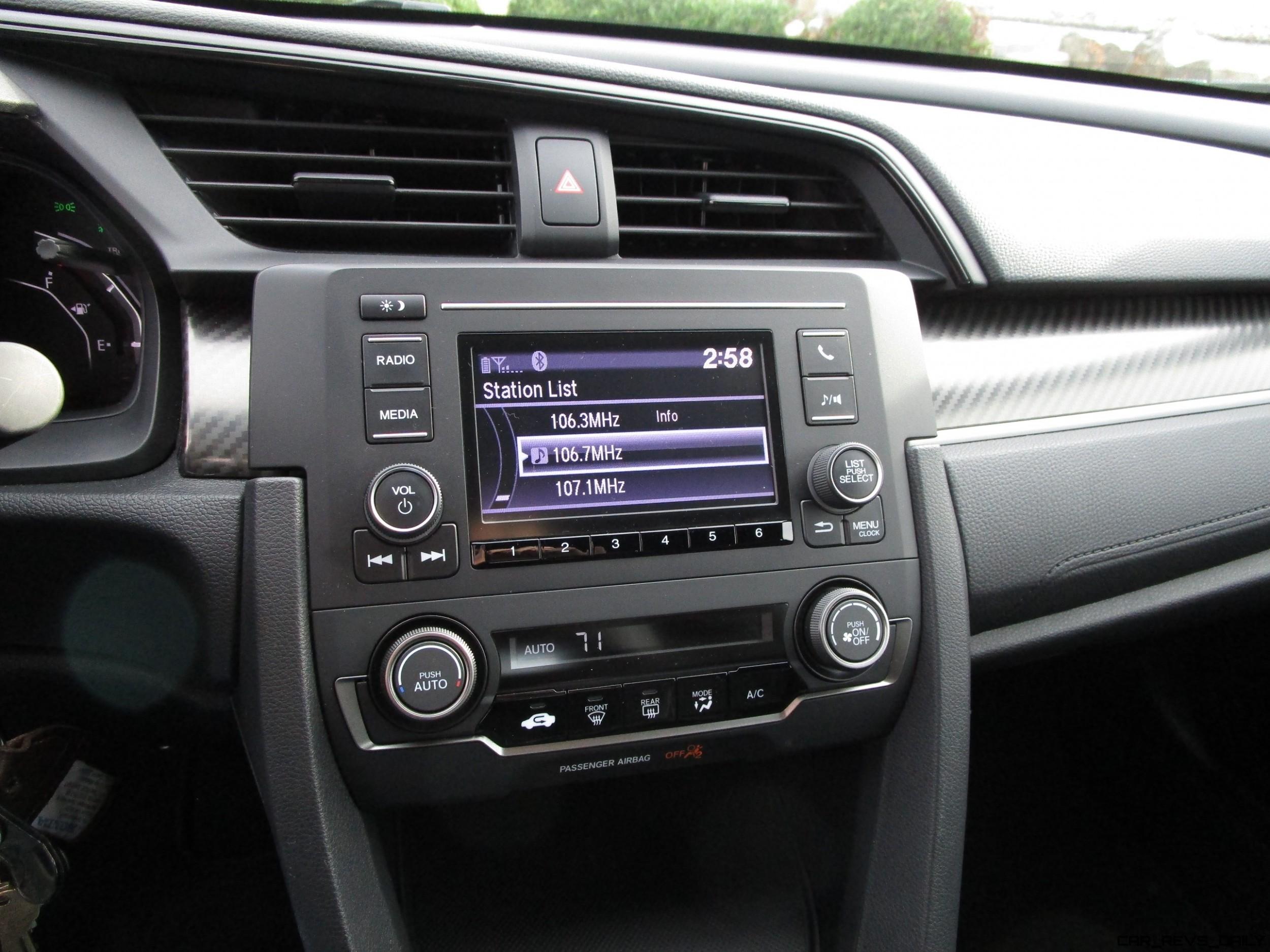 2017 Honda Civic Sport 5 Door Interior Photos 11