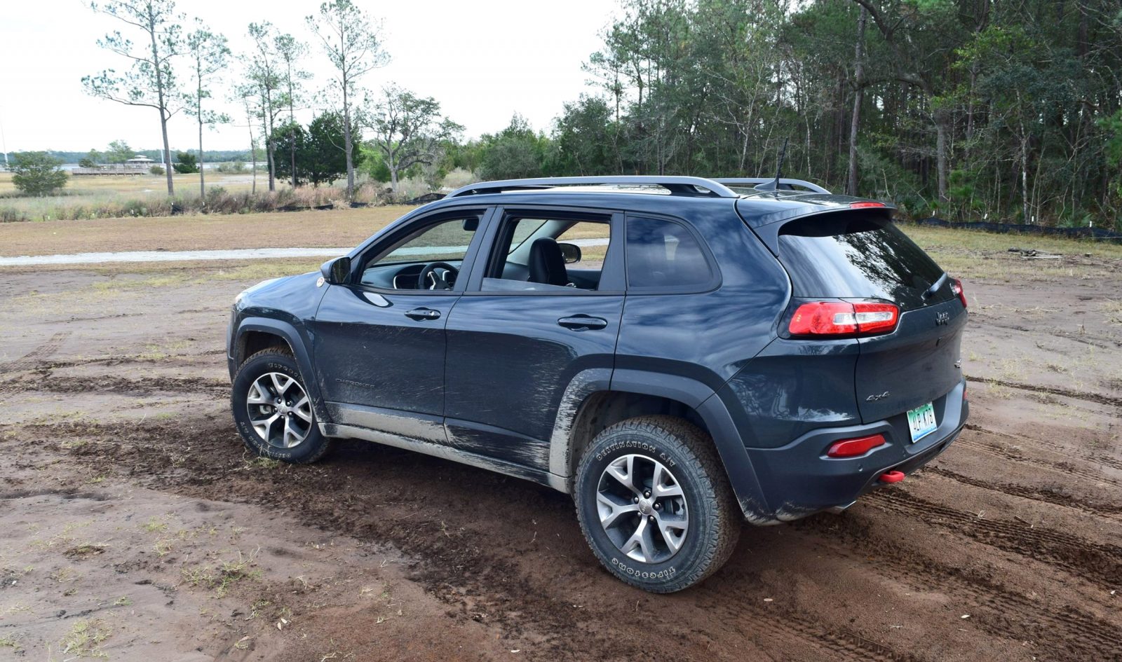 2017 Jeep Cherokee TRAILHAWK HD Road Test Review Plus 2