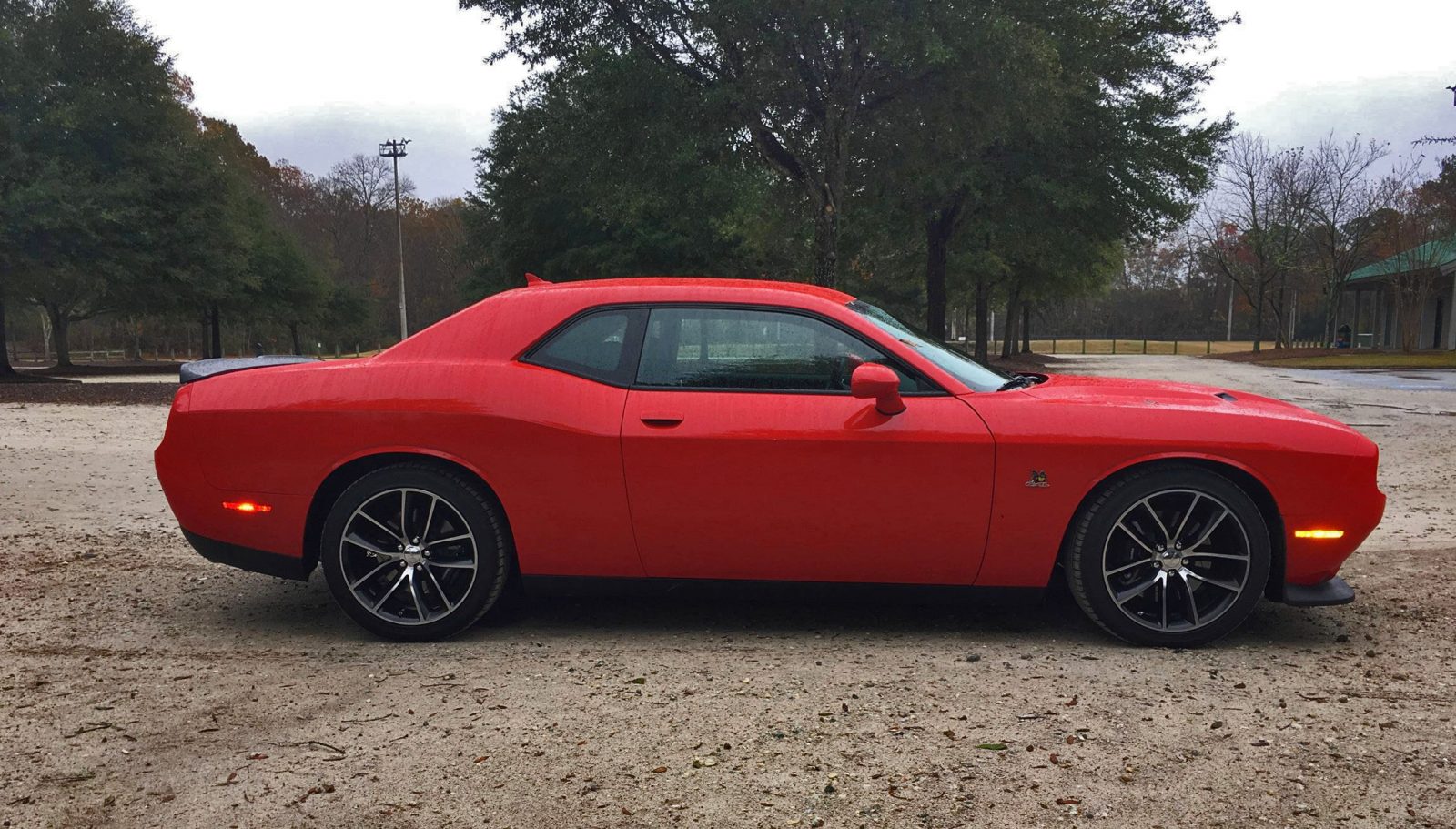 Widescreen Gallery - 2016 Dodge Challenger 21