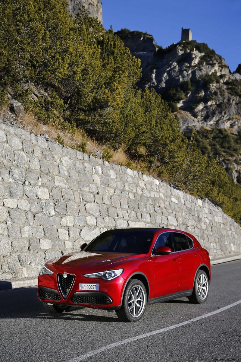 2018 Alfa Romeo STELVIO39