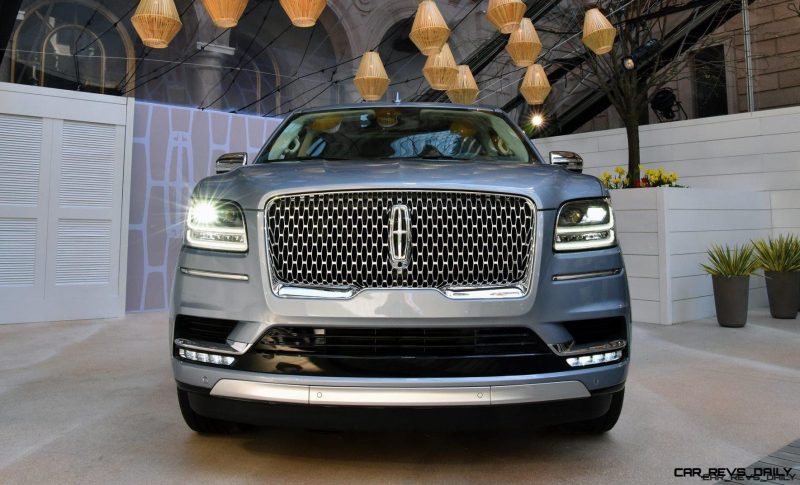 2018-LINCOLN-NAVIGATOR_SV2_325