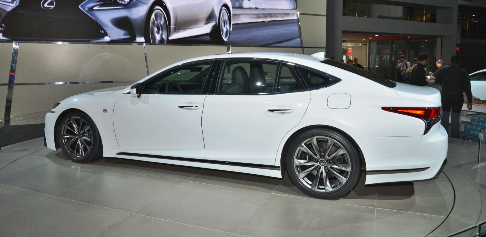 2018 LS 500 F Sport NYIAS 1