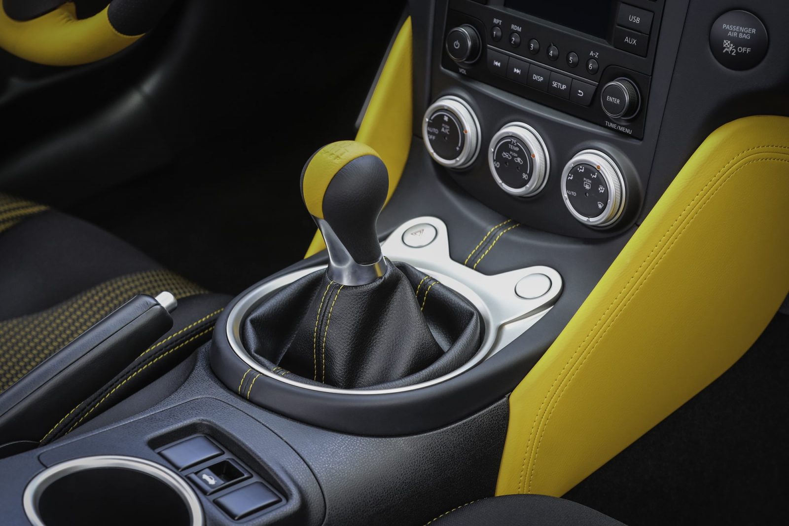 2018 Nissan 370Z Heritage Edition previewed at New York Internat