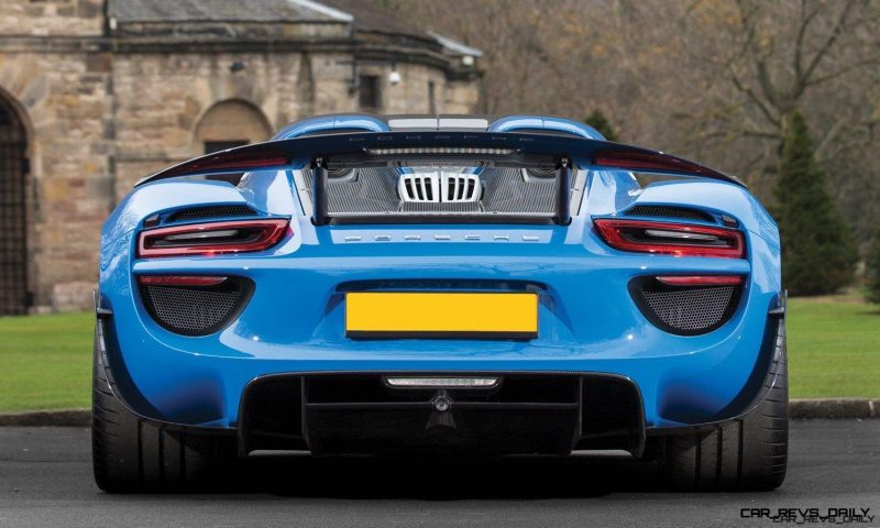 Arrow Blue Porsche 918 Spyder 9