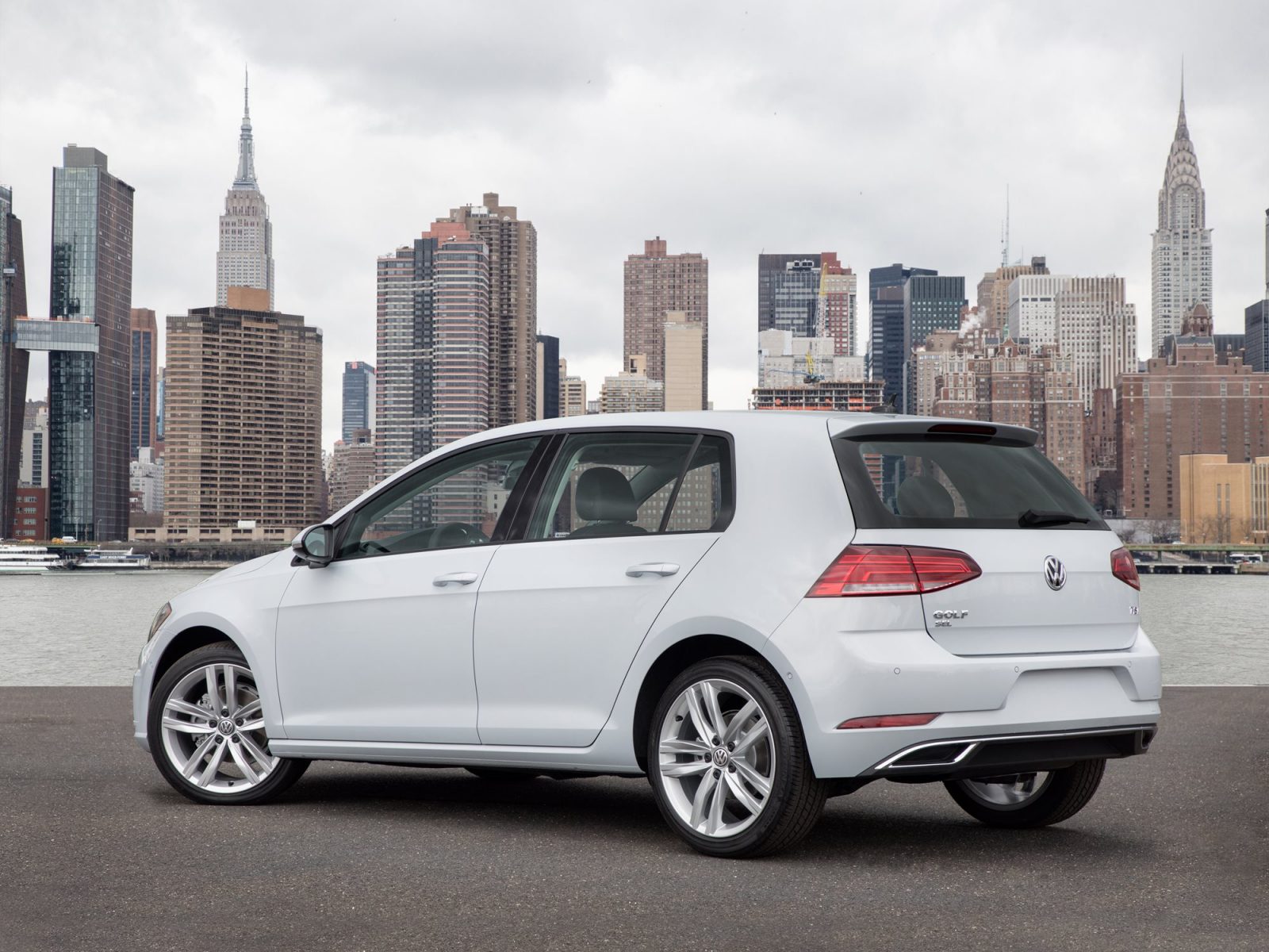 Golf Rear (2)