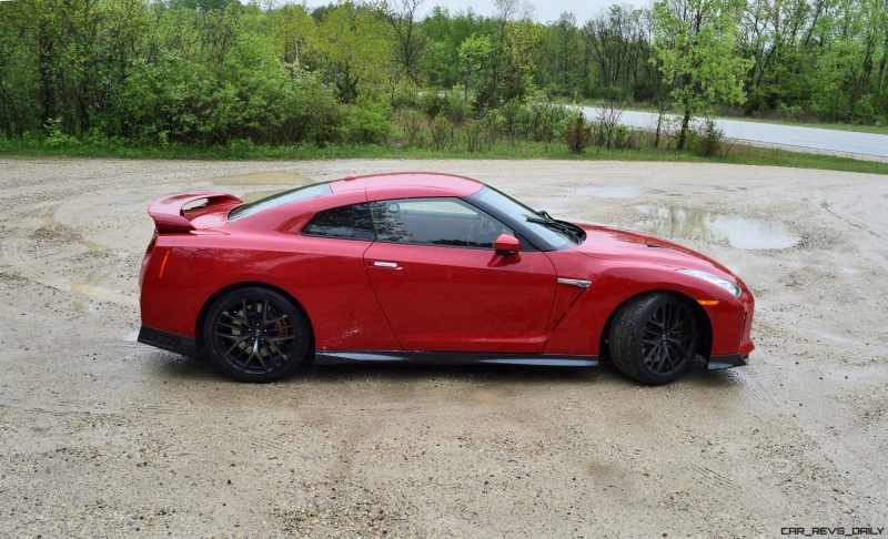 2017 Nissan GT-R Review 20