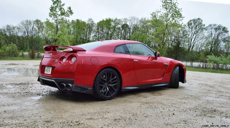 2017 Nissan GT-R Review 21