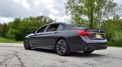 M760i 35