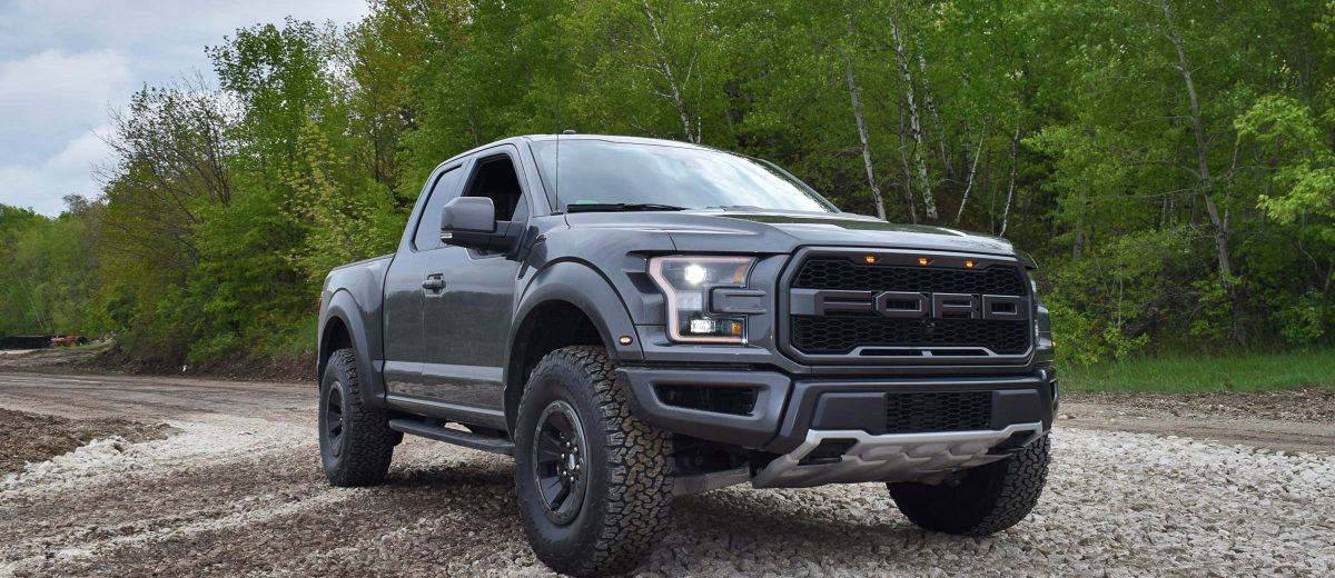 Iiif150 raptor 4pda. Ford f-150 Raptor SUPERCAB. Ford Raptor SUPERCAB. Форд Раптор ф 150 серый. Ford f 150 Raptor серый.