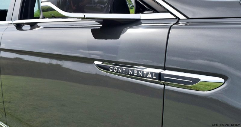 2017 Lincoln Continental 3