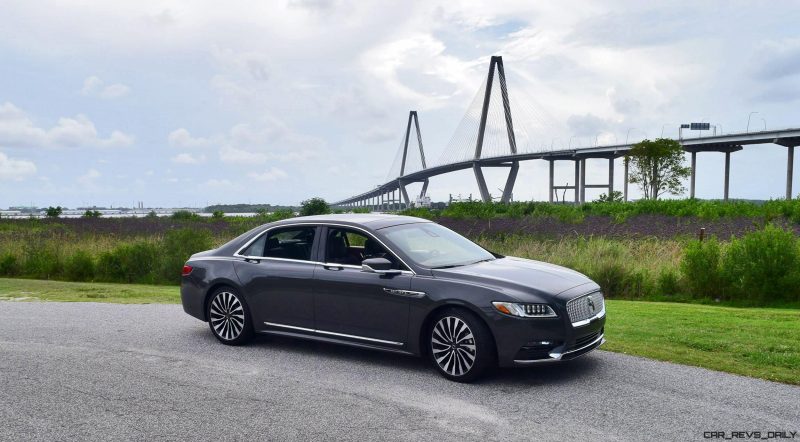 2017 Lincoln Continental 3
