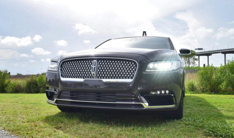 2017 Lincoln Continental 3