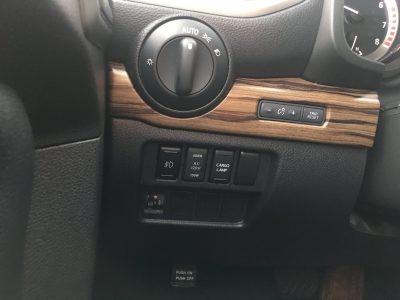 2017 Nissan TITAN SL 4x4 - Road Test Review 12