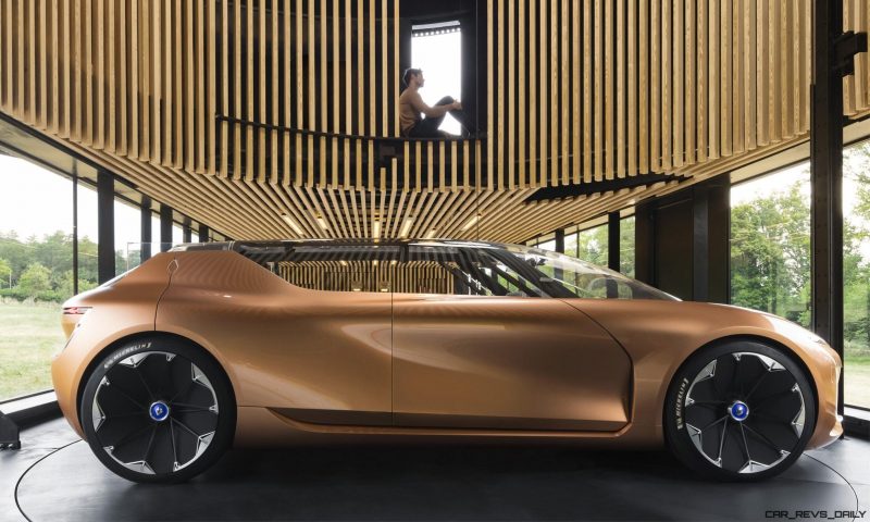 21195982_2017_Renault_SYMBIOZ