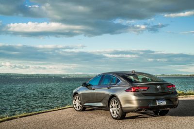 2019-Buick-Regal-Avenir-072