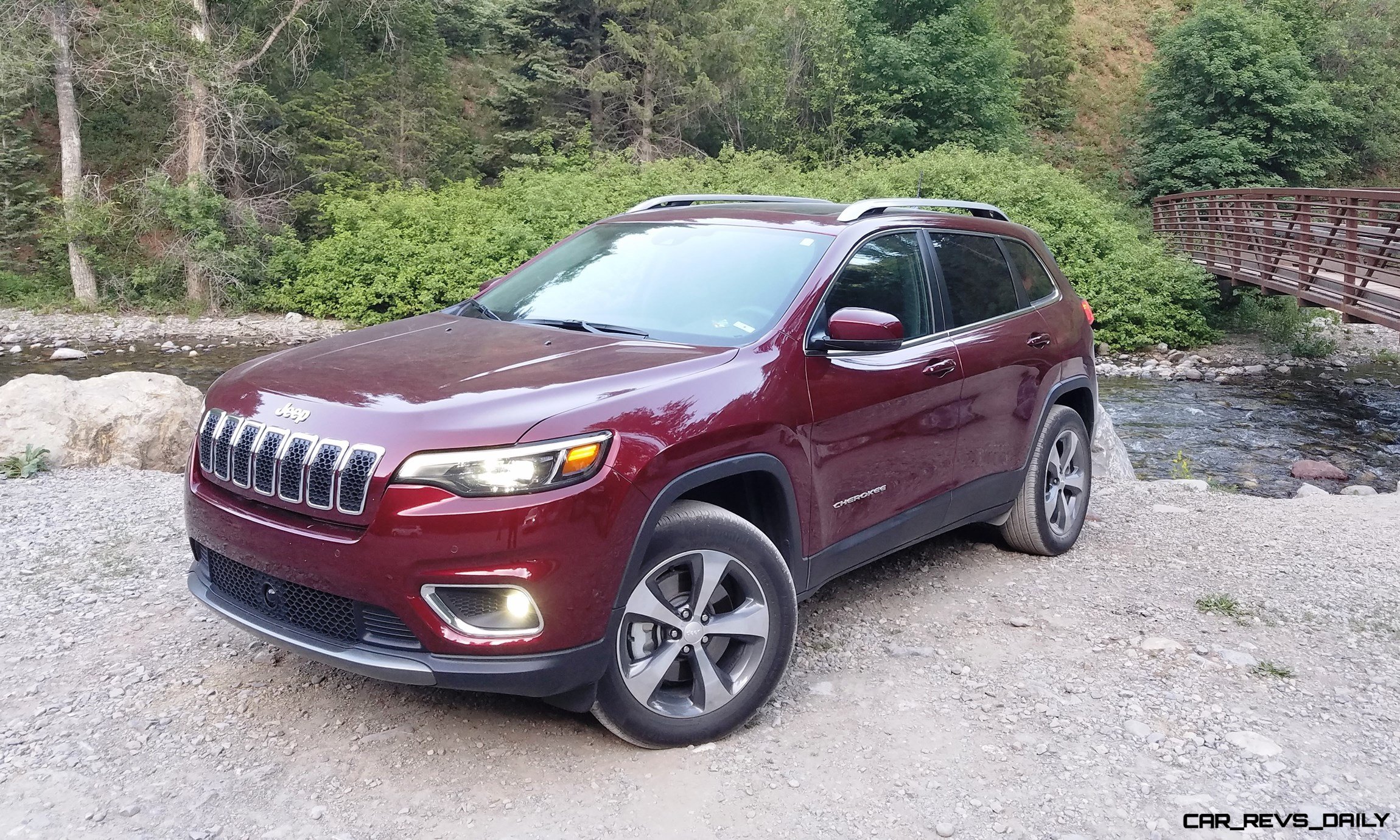2019 Jeep Cherokee Limited 4x4 Road Test Review By