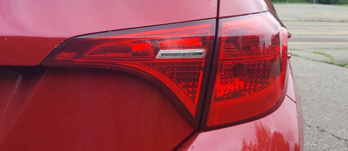 Road Test Review - 2018 Toyota Corolla SE - By Carl Malek