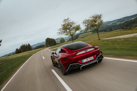 Aston Martin Vantage S prueba