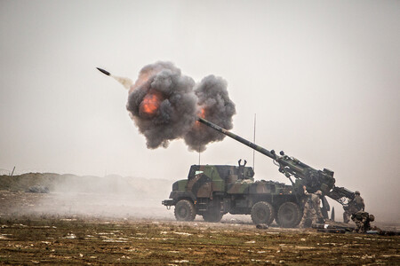 French Caesar Self Propelled Howitzer In Iraq