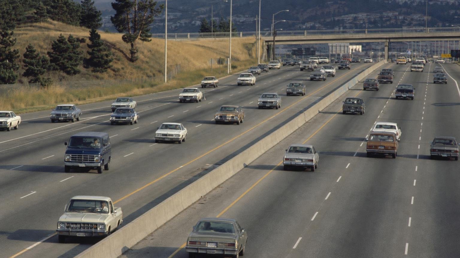 For 21 years America forced every state to keep highways at 55 mph : the oil crisis rule drivers hated most