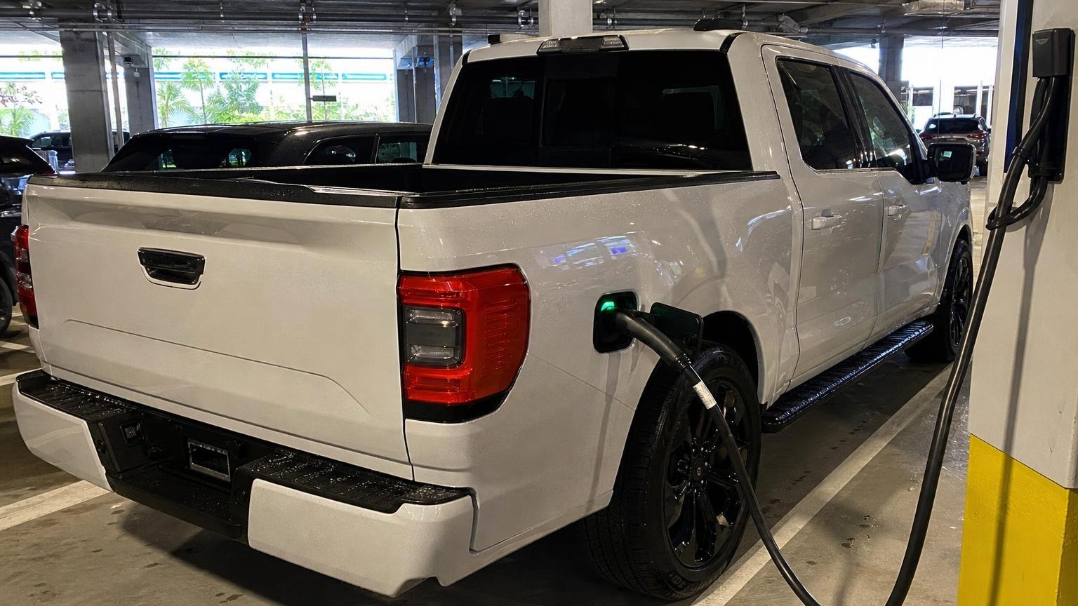 He left his brand-new pickup plugged in at the airport for two weeks : what he found at the gate cost him thousands