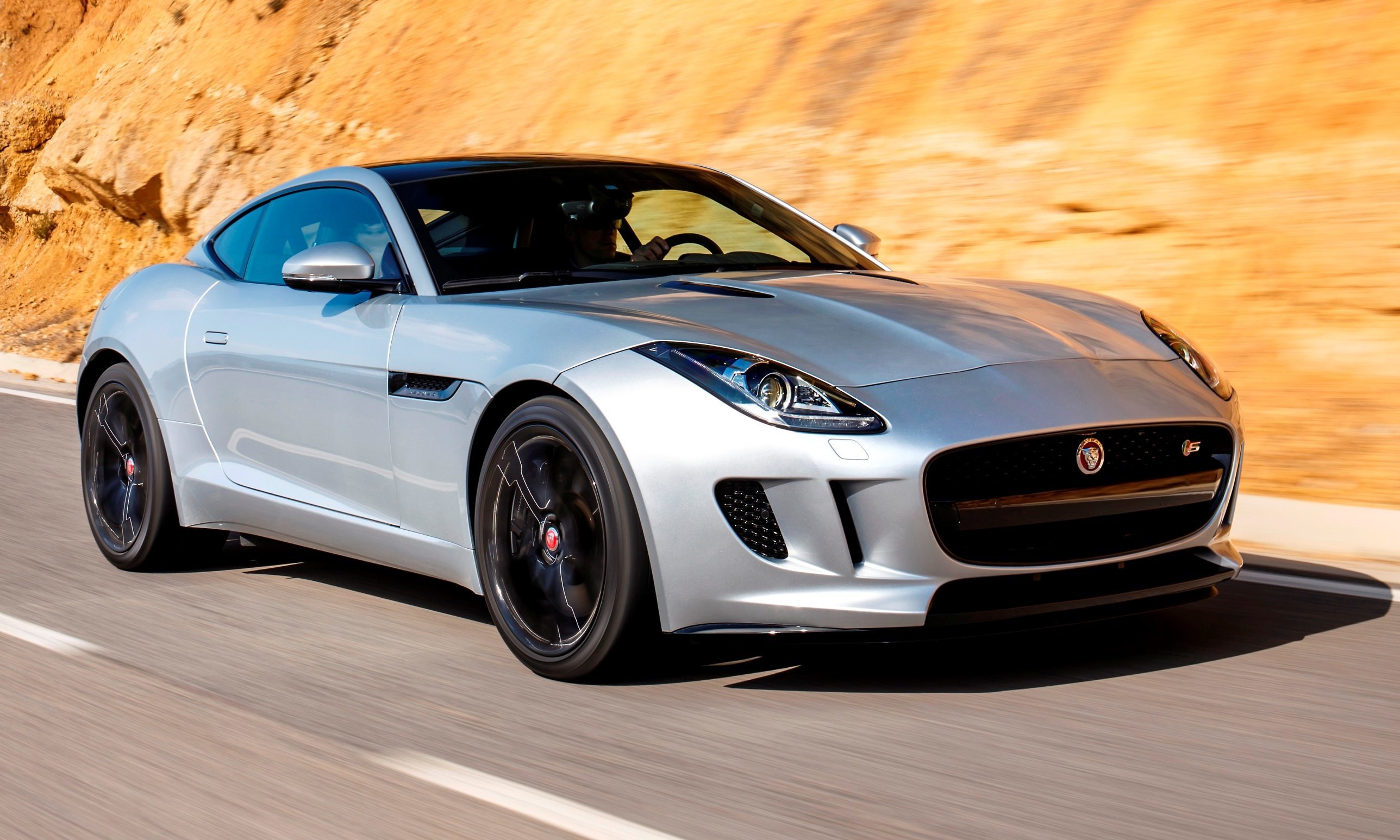 Ягуар f Type 2015